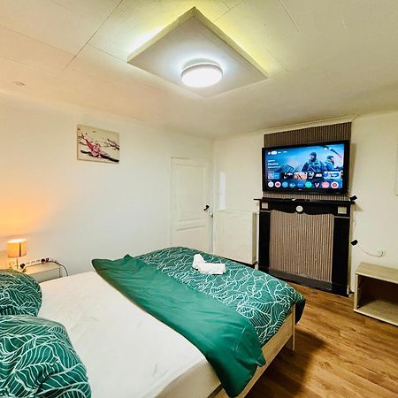 Cozy&Calm Room With Ensuite Heers Exterior foto